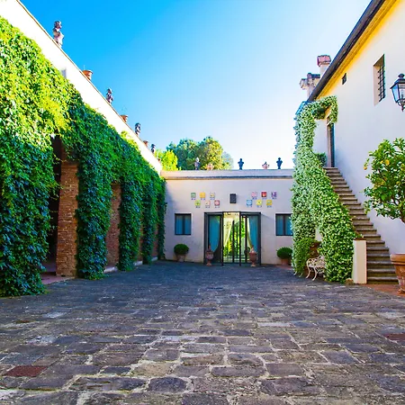 Scorzi - Relais De Charme (adults Only) 4*